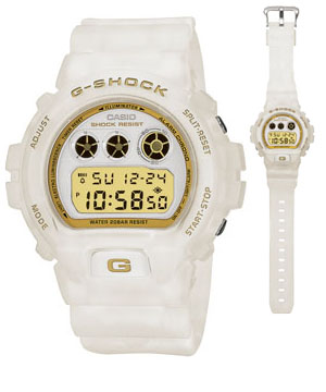 Photo of a Casio G-Shock DW-6900XLV-7JR